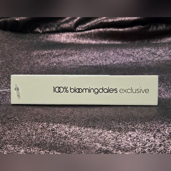 AQUA Ruched Long Sleeve Shine Top - Sz M Rose Black - Picture 6 of 6